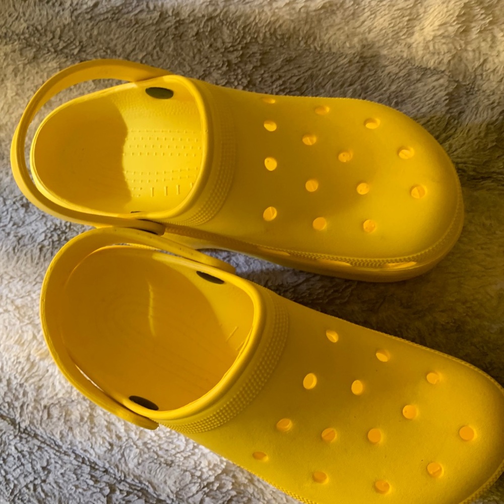 Platform crocs